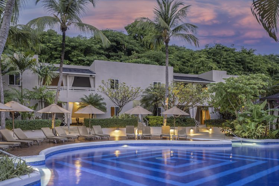 Waves Hotel & Spa by Elegant Hotels